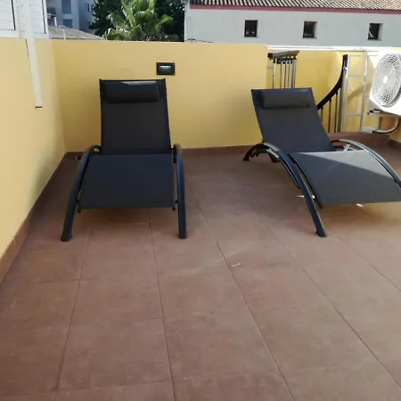 R129 Con Terraza Y Piscina Comunitaria Cerca De La Playa Lägenhet Calafell